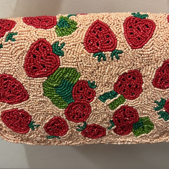 NWT Sincerely Jules beaded Strawberry Shoulder Bag - Picture 7 of 10